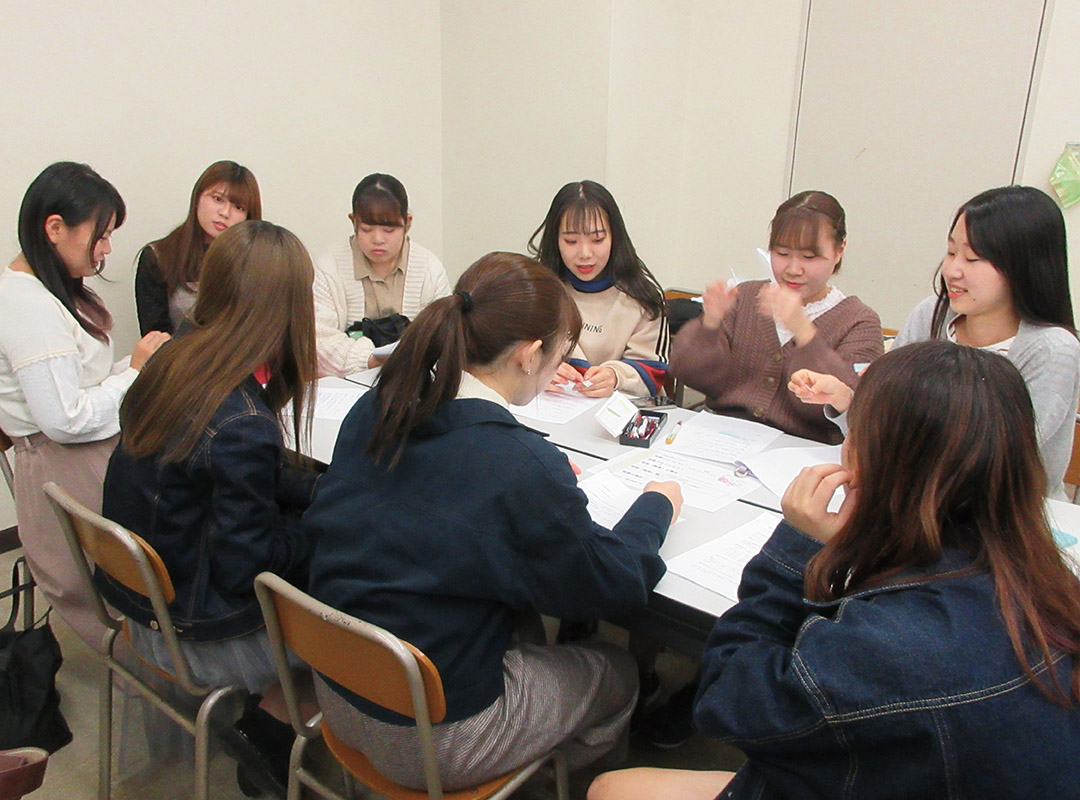 会計_産官学連携プロジェクト活動写真