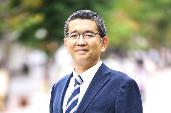 心理学科長_村山先生