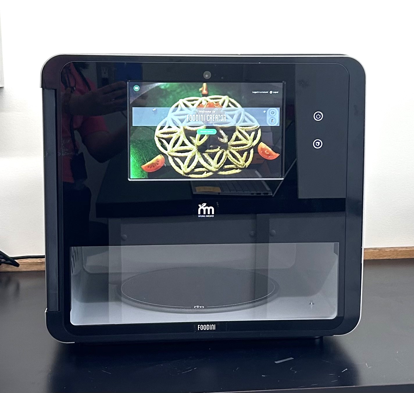 3dfoodprinterデモ_実機 (1)