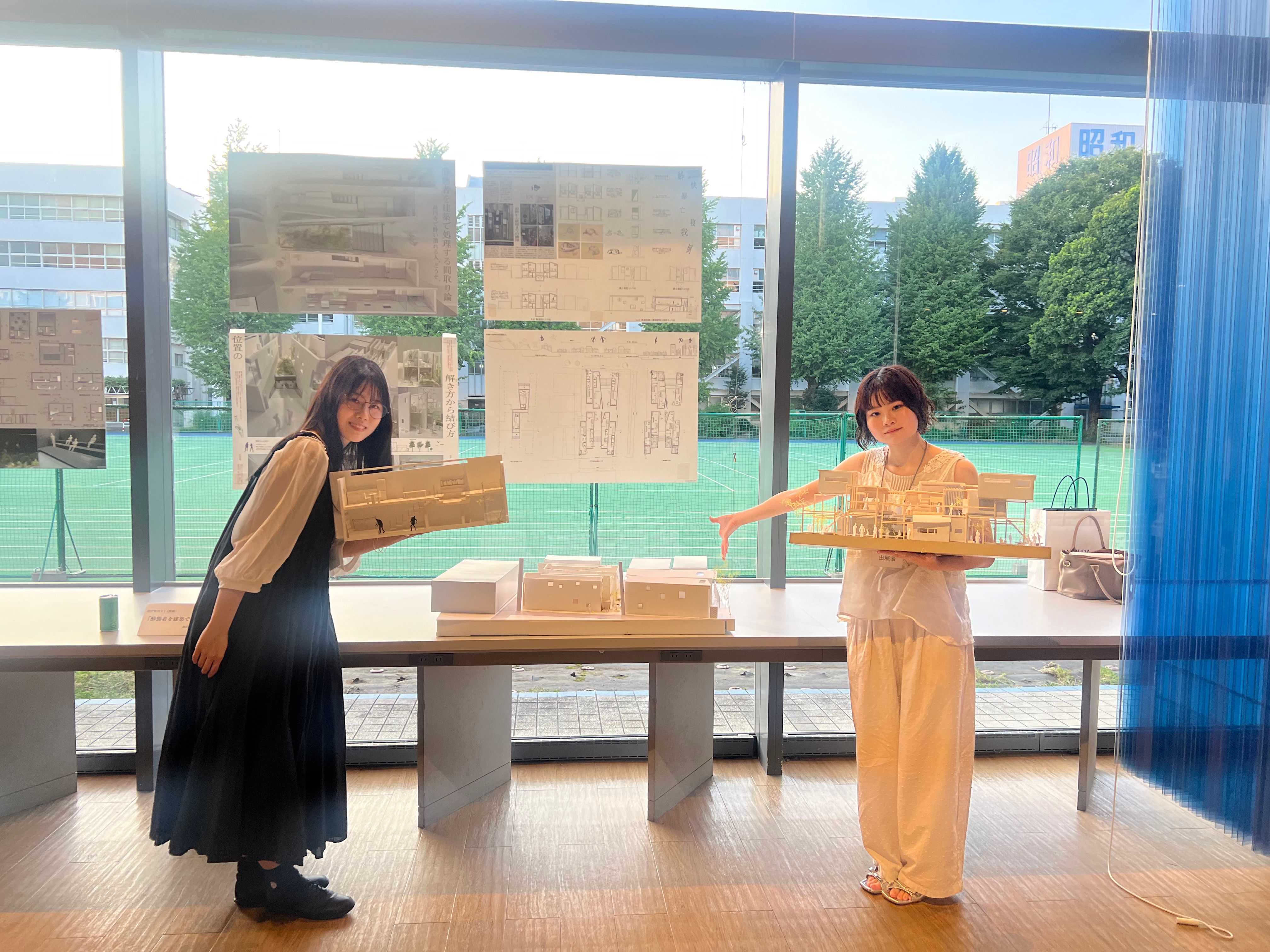 選抜の公表会に選ばれた際の写真、先生方にプレゼン後