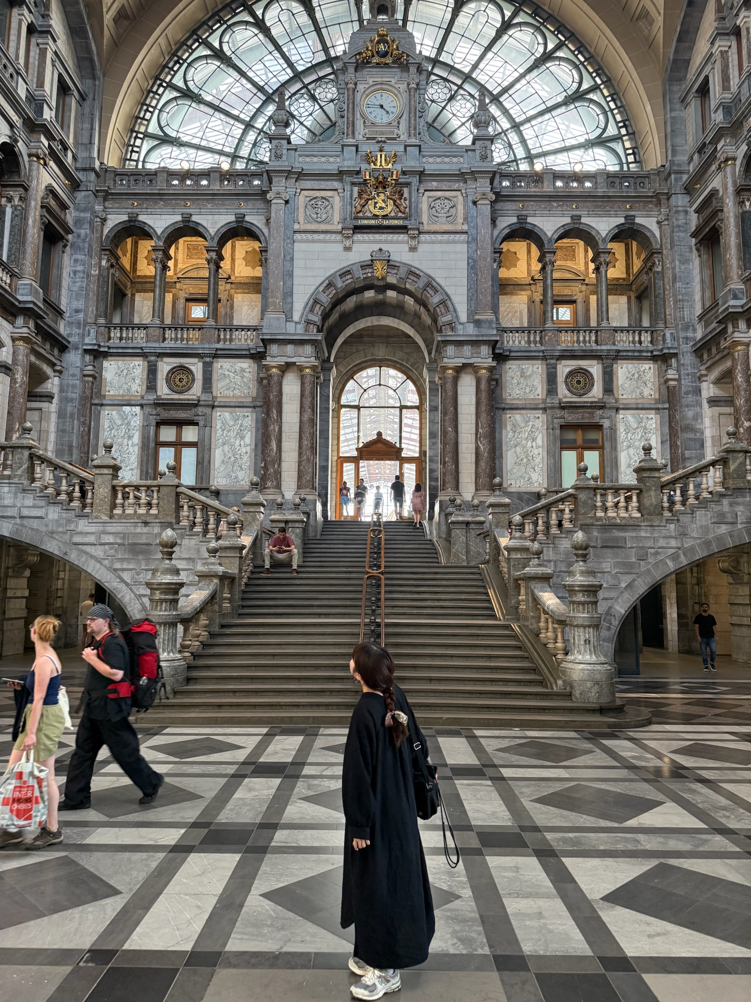 ベルギーの駅の写真