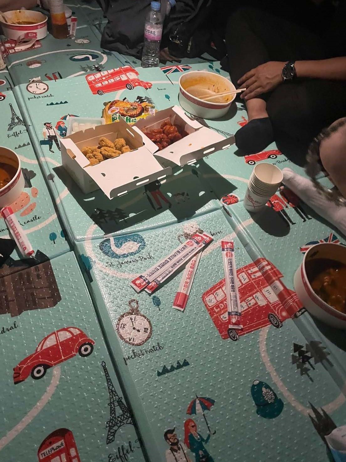 汝矣島で食べたチキンとラーメン