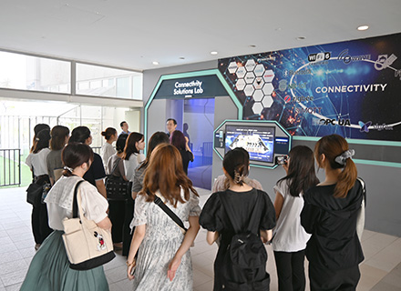 gendai_fr2023_singapore02