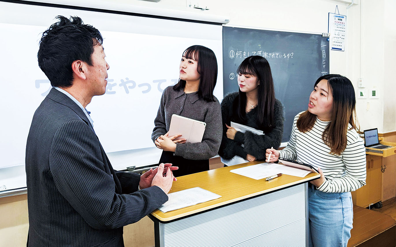 (修正済)会計_トピックス_【修正版】「中高生向けの金融教育を学生有志が実施」差し替え写真