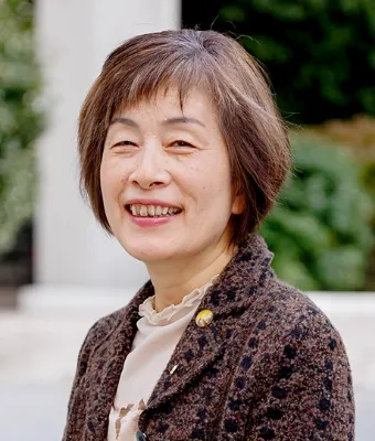 島谷まき子 教授