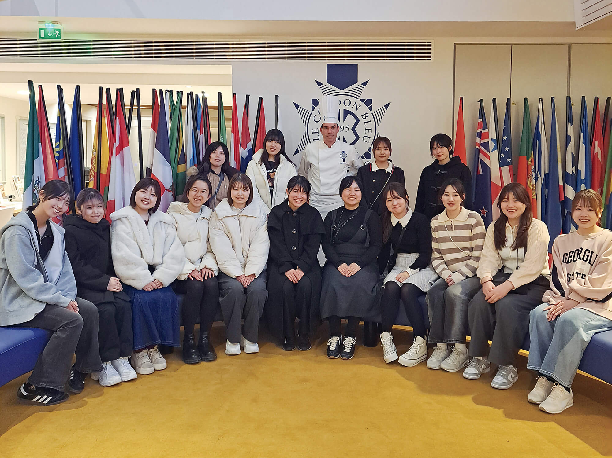 2027_健デ_①多様な視野で成長充実の海外研修候補3.jpg のコピー